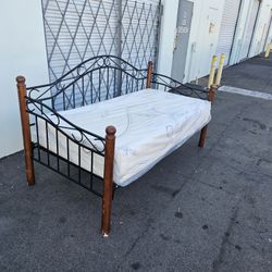 Twin Bed And Mattress