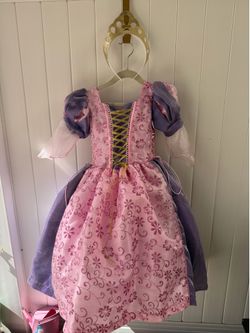 Rapunzel dress for a 4-year-old with crinoline