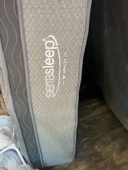 Full size bed