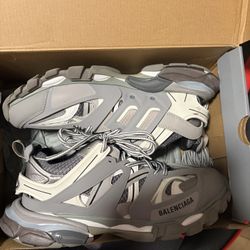 Balenciaga Tracks