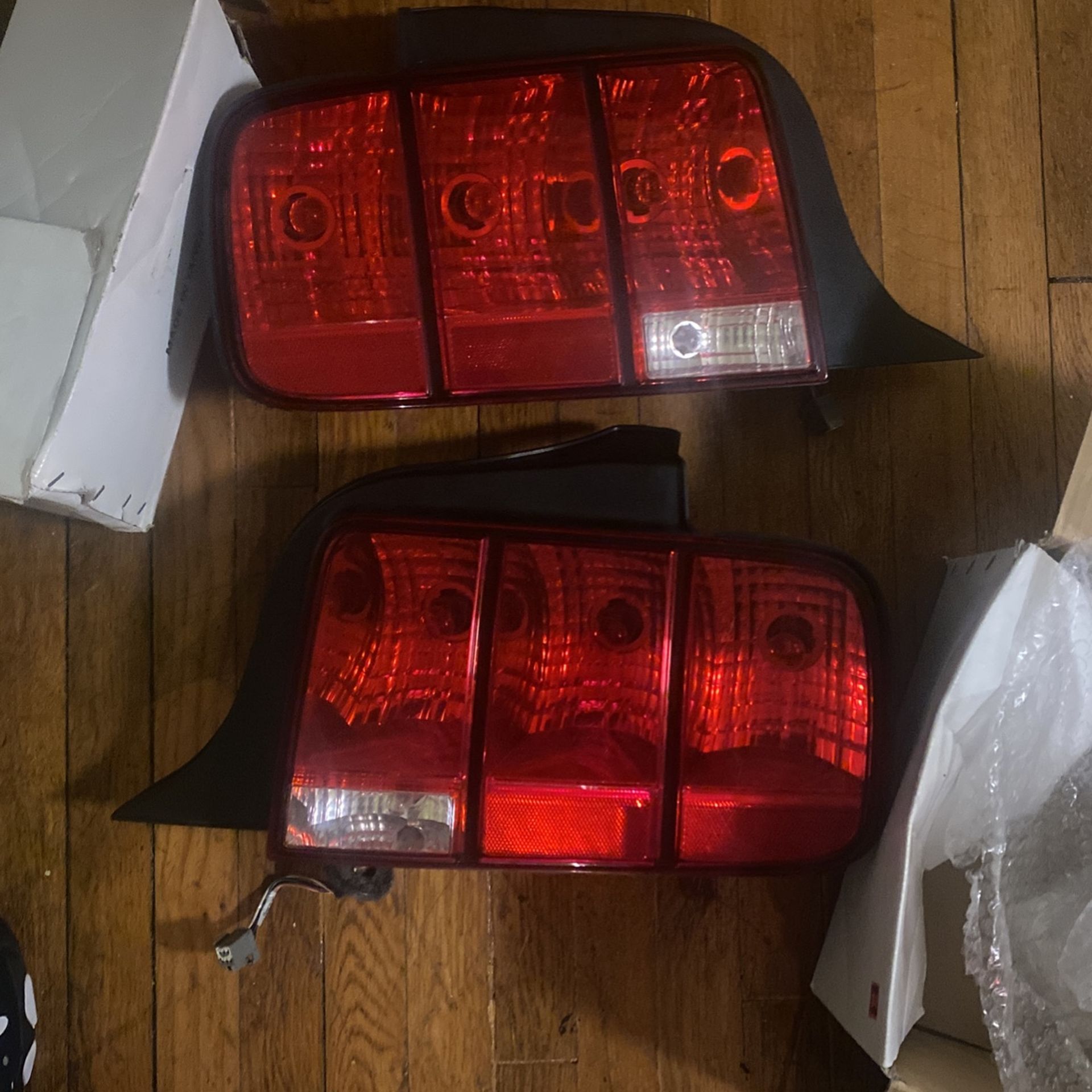 06 Mustang Factory TailLights (make offers)