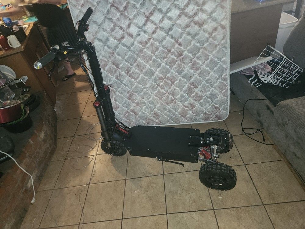 60v X 3 Electric Scooter For Trade
