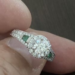Diamonds Ring 