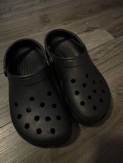 Crocs Classic Clogs (Women’s 8, Men’s 6)