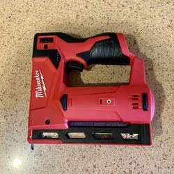 USED: Milwaukee M12 Stapler (Tool ONLY) 