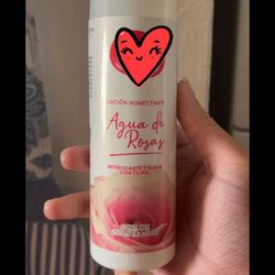 Facial treatment sprays