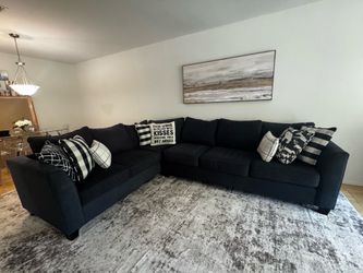 Like new Sofa with pull out bed