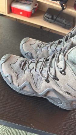 Lowa Zephyr GTX Mid TF Boots 10.5
