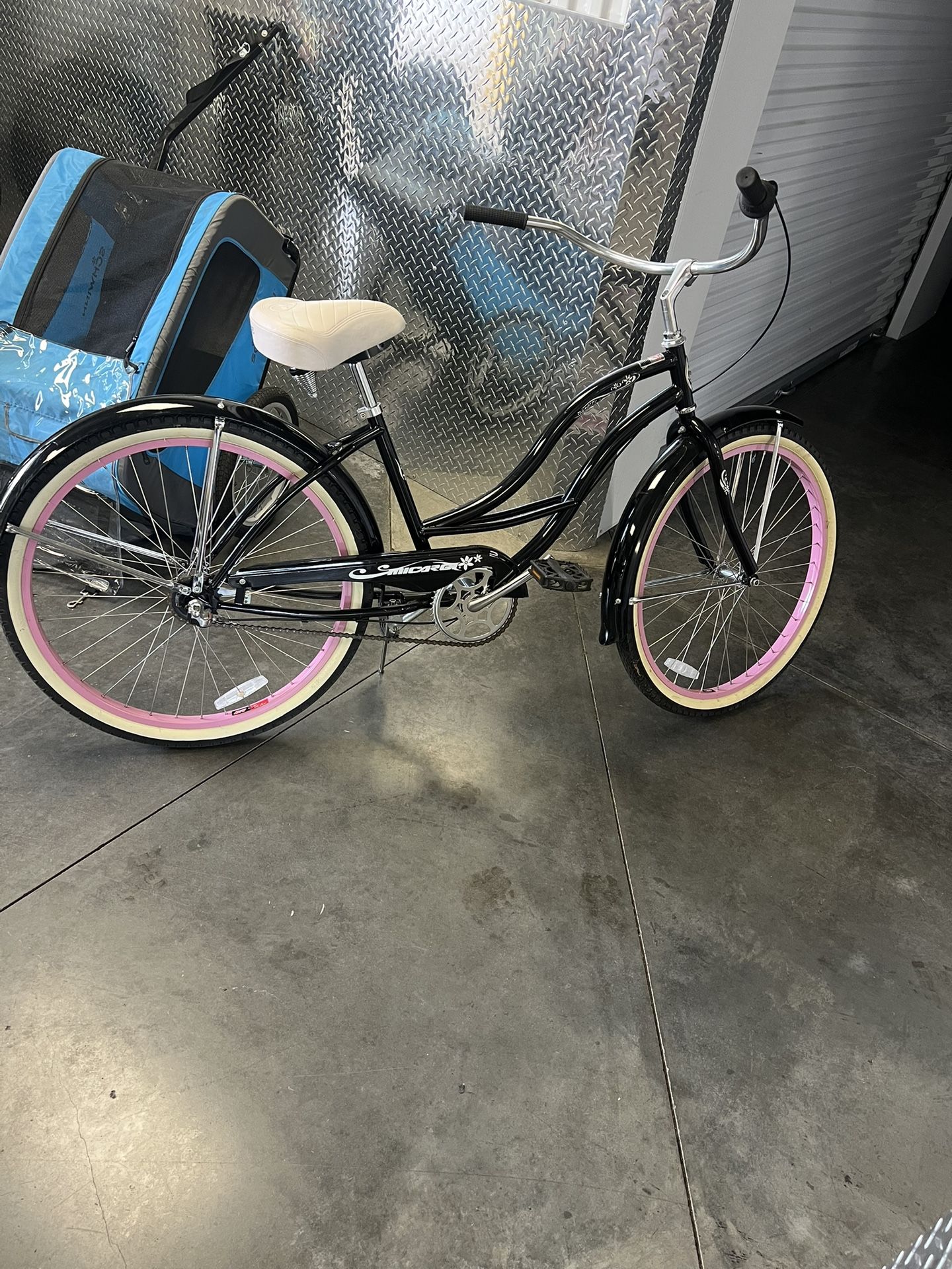 Women Cruiser Bike Black with Pink Rims
