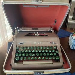 Vintage Royal typewriter