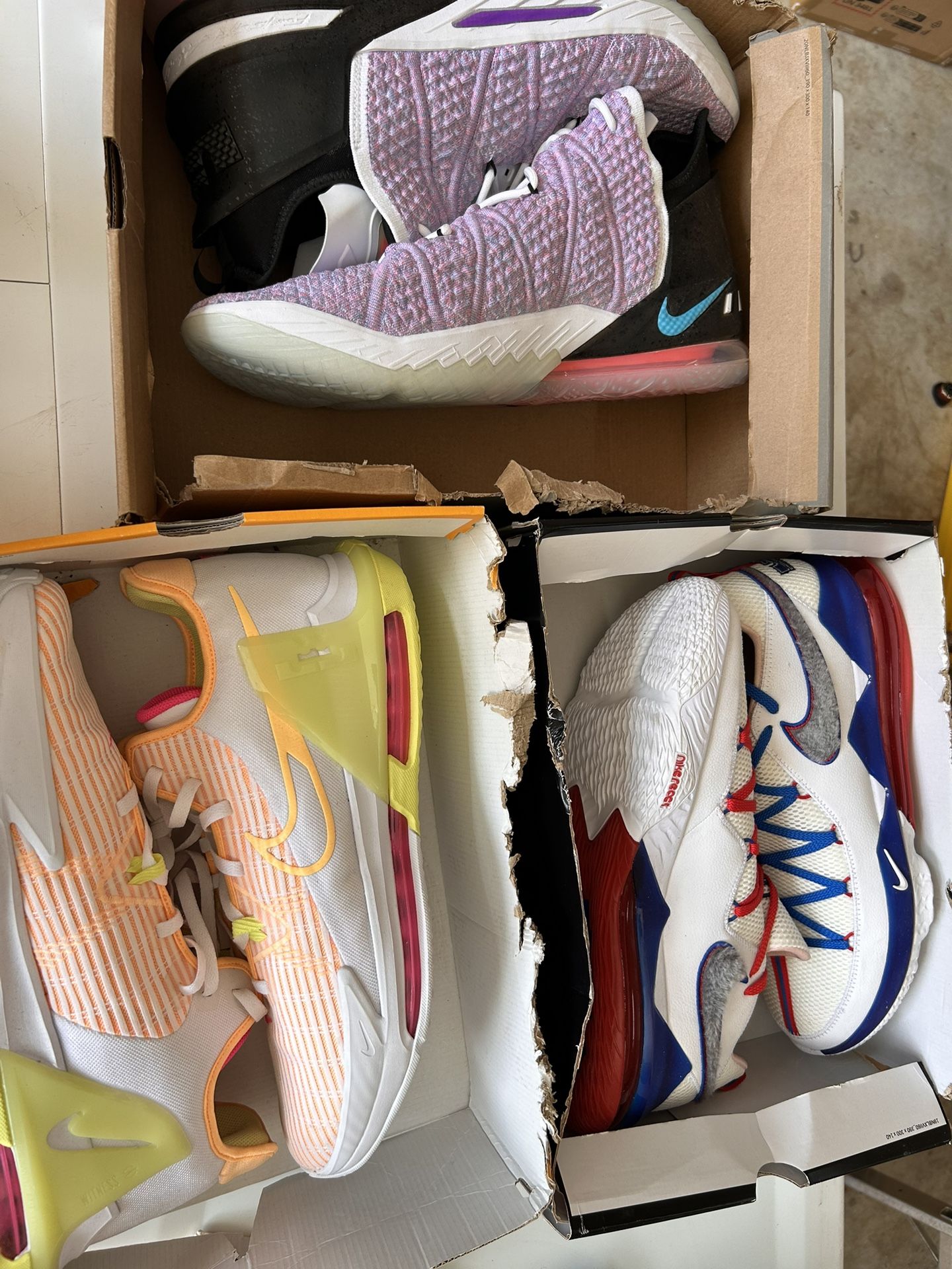 Nike Men’s Size 18 Shoe