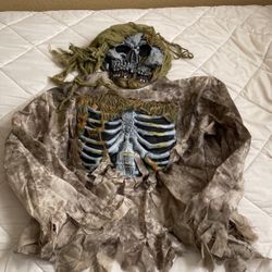 Child’s Zombie Halloween Costume Size 12-14