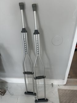 Crutches $40
