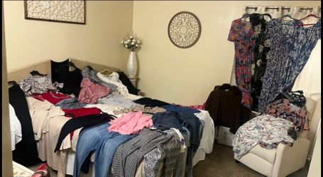 Name brand brand new lot of woman’s clothes full details in the photo gallery pickup Gaithersburg md20877