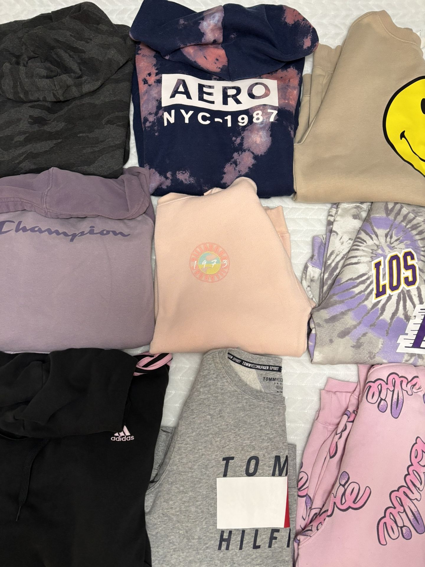 Womens Sweatshirt Bundle