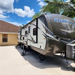 2014 Keystone Outback Super-Lite