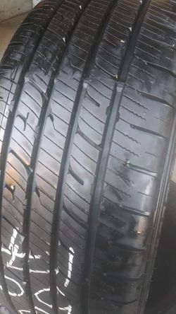 Tire size..215/50R17 ..tread about 97%..