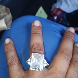 Beautiful Silver Diamond Ring Asking $60