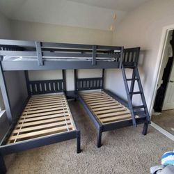 Brand New Triple Bunk Bed $39 Takes It Home Fast Delivery & Assembly 