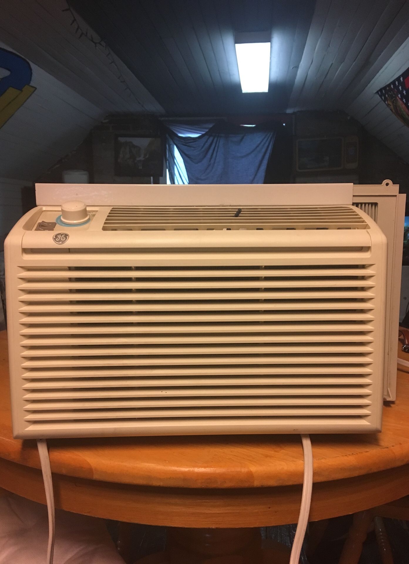 5,000 BTU AC unit