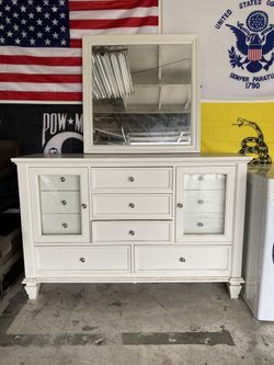 Dresser White 11 Drawer (Sandy Beach)
