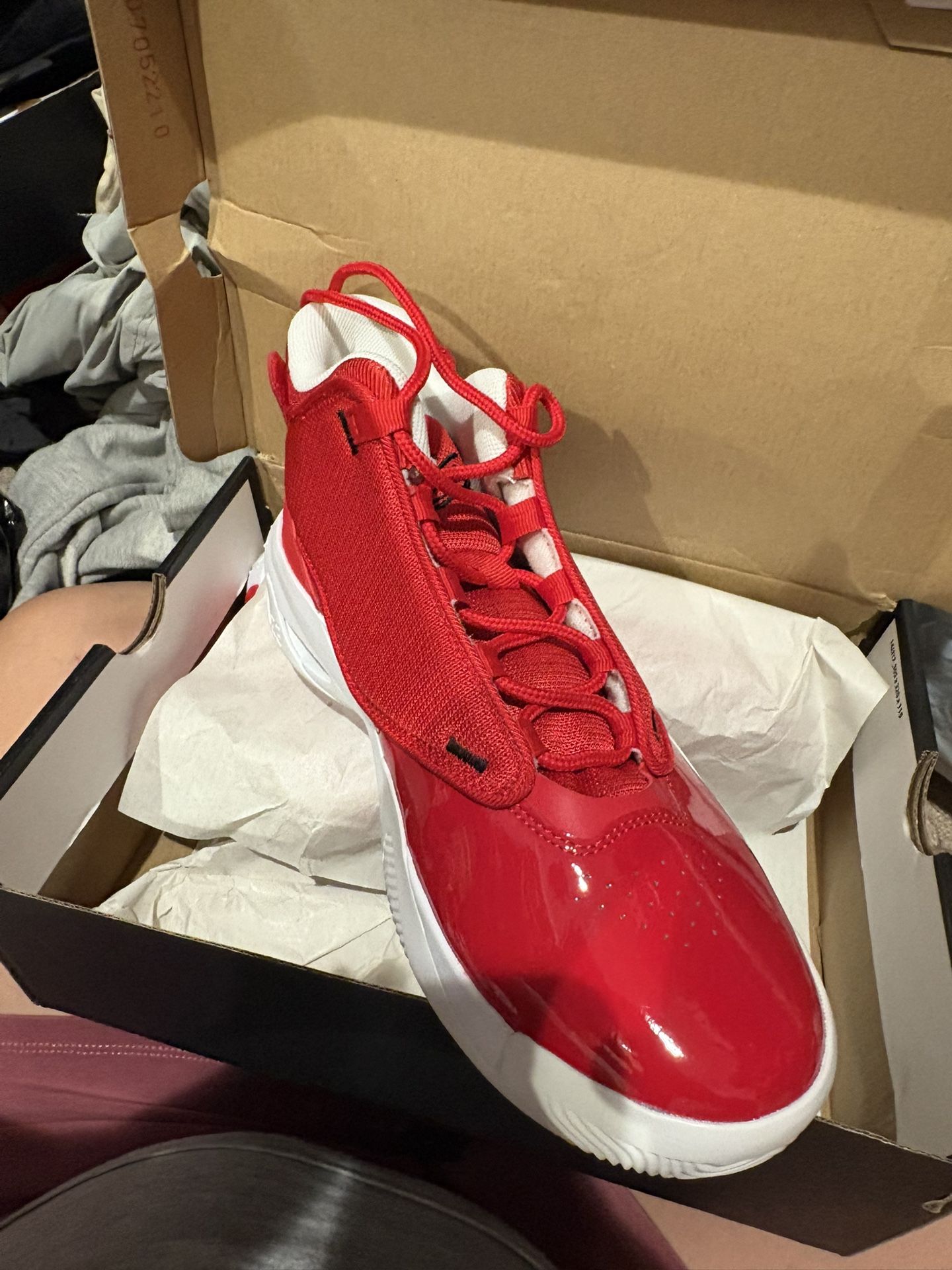 Boys Jordan’s Size 7 NEW