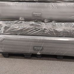 King Size Pillow Top Beautyrest Black On Sale