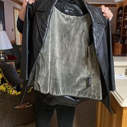 Ann Klein Leather Jacket With Sip Liner
