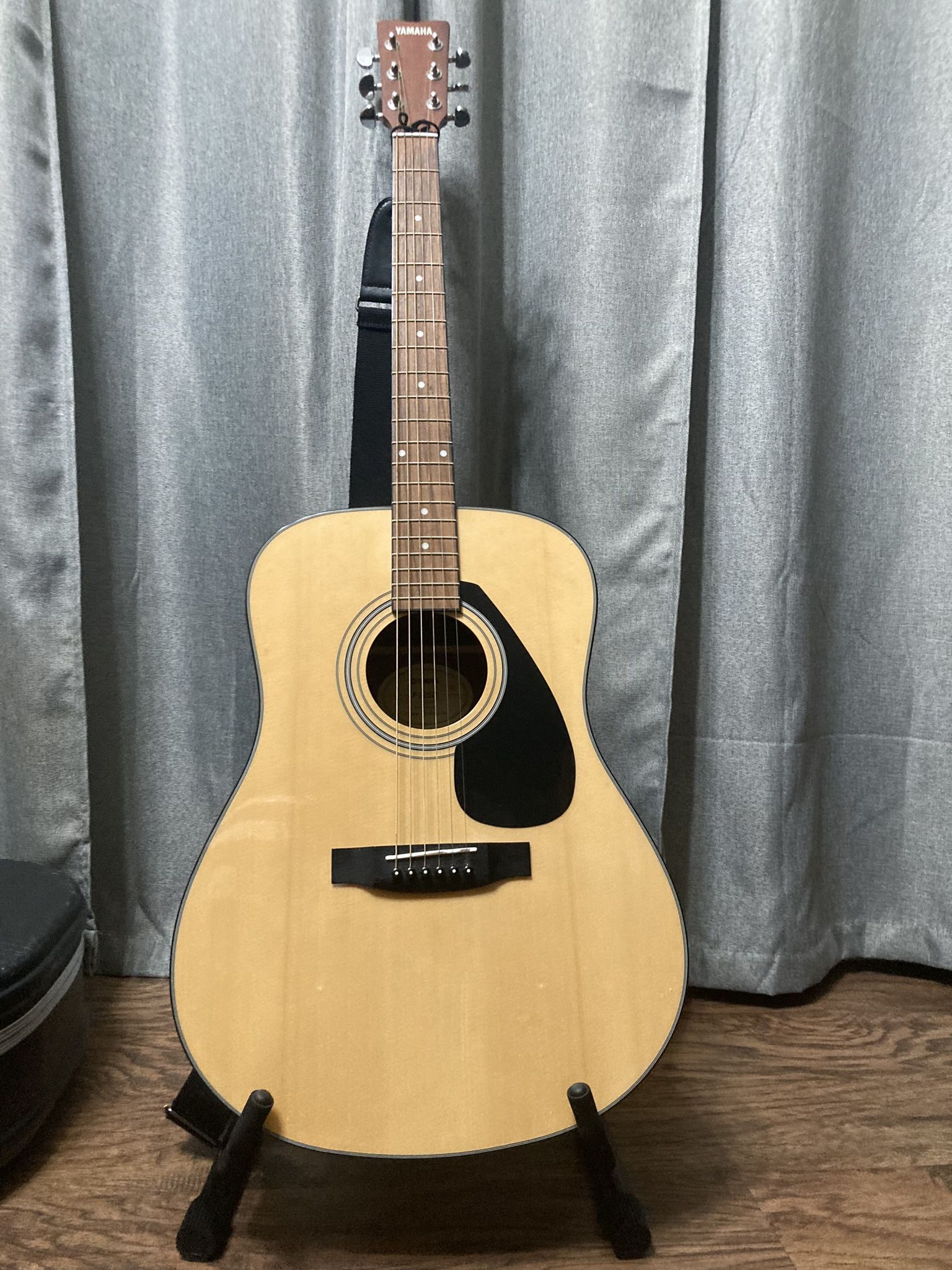 Yamaha Acoustic Guitar without case