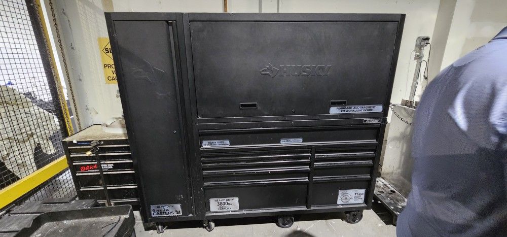 Husky Heavy Duty Mobile Toolbox
