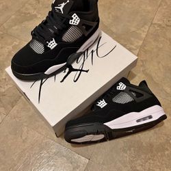 Jordan 4 White And Black