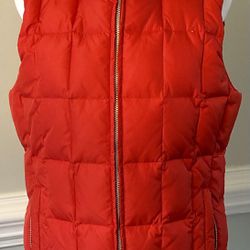 Medium Like New, Women’s Puffer Vest in Scarlet Red by the Gap