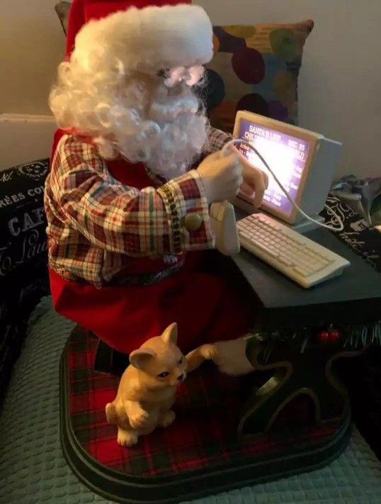 Christmas Decoration Santa's Online Animated