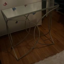 Beautiful Mirror Table