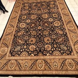 Traditional / Authentic Persian Rug