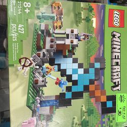 Lego Minecraft Set 