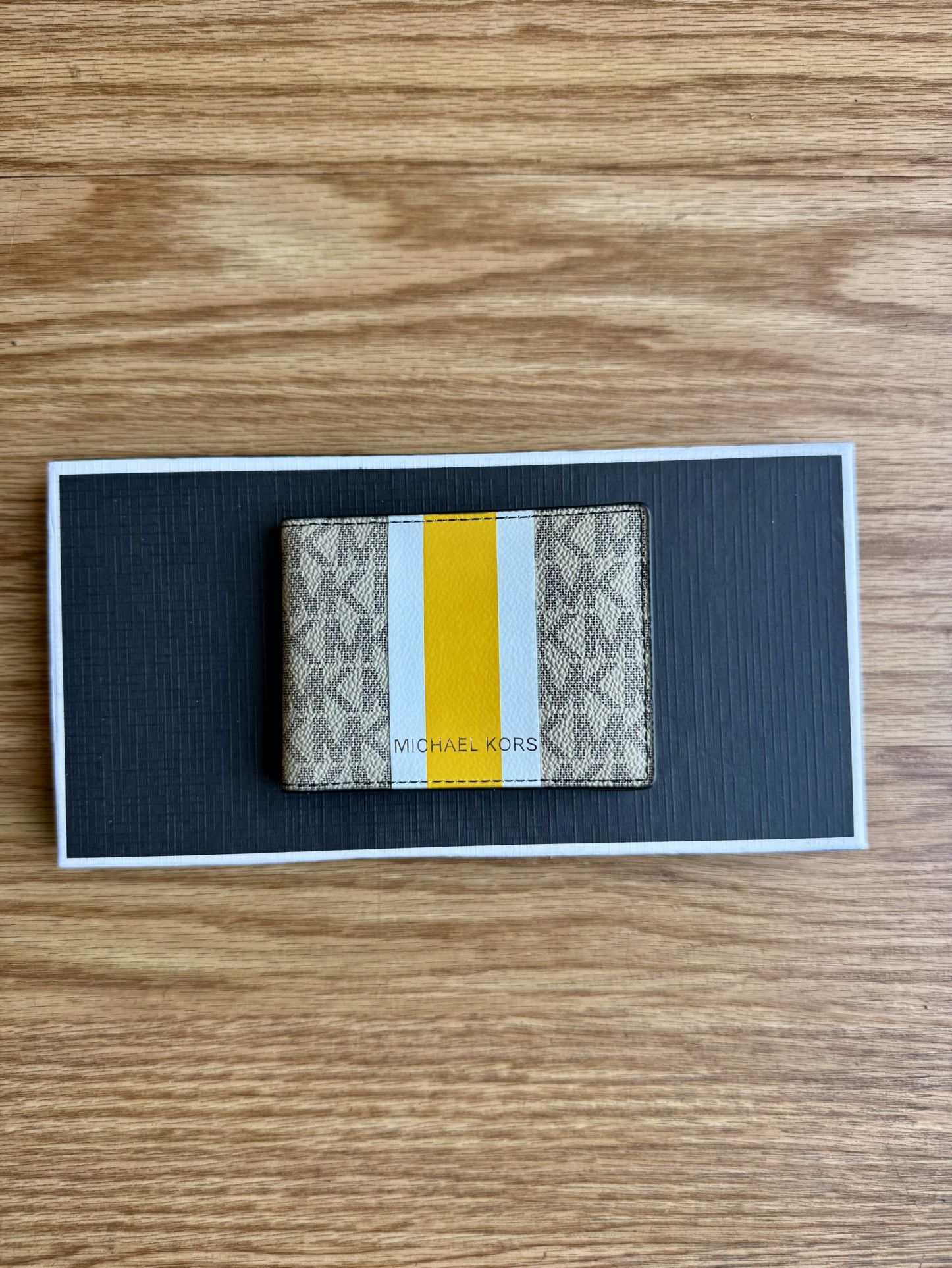 Michael Kors Men’s Wallet Two Tone Brand New