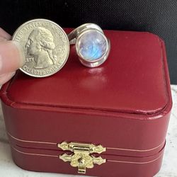 925 Sterling Silver , Genuine Moonstone Ring , Size 10, Gorgeous!! Marked MR.T 925 