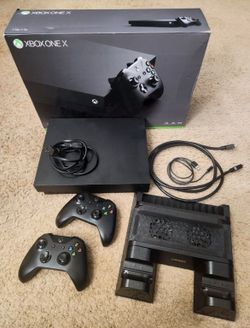 X Box One X (1TB)