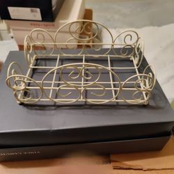 Bathroom Towel Holder Located In Palm Beach Gardens 