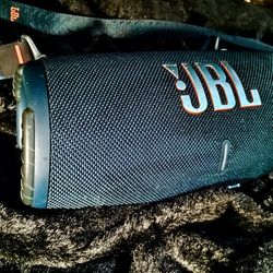 JBL Extreme 3 Bluetooth Speaker