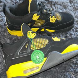 Yellow Retro Thunder 4s 