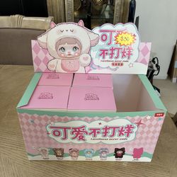 Nommi Loveliness Never Ends