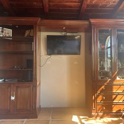 Entertainment Wall Unit 