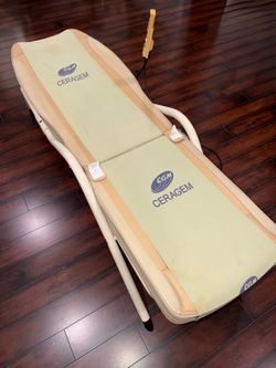 Cama de masaje térmico Ceragem Master Therapy (Modelo CGM-M3500) / Ceragem Master Therapy Thermal Massage Bed (Model CGM-M3500)