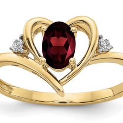 XBS476 14K Gold Garnet Heart Ring Size 7