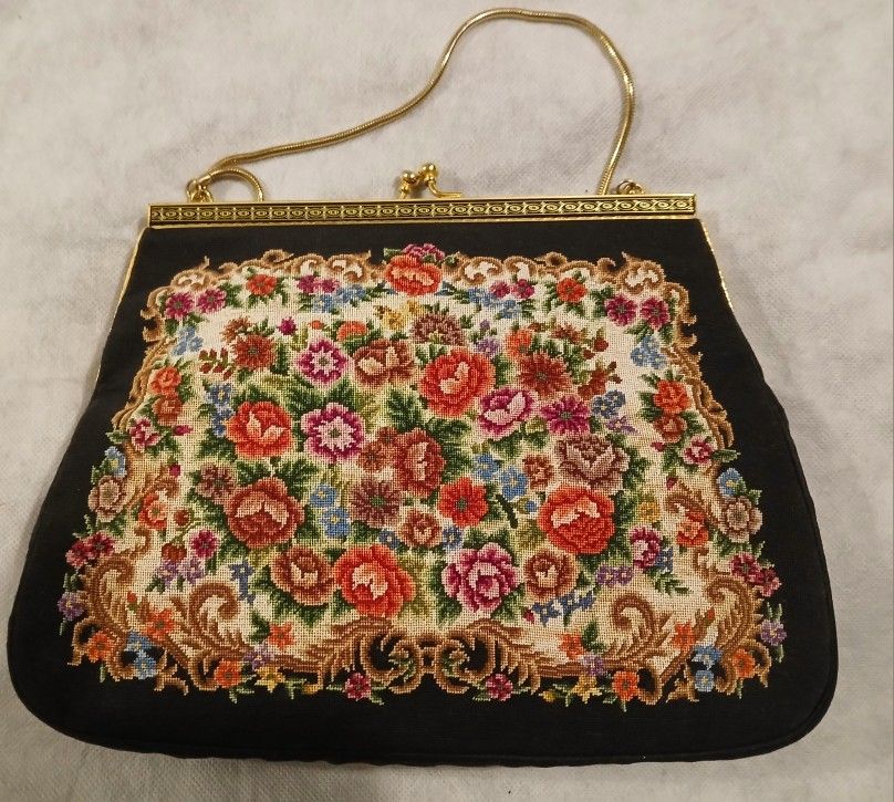 New Purse With Floral Design