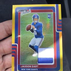 2025 Panini Optic Donruss Threads Jaxson Dart Rookie MEM GOLD!!!