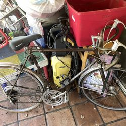 Bike Riding 🐎 Toys I’m Cleaning My Garage 