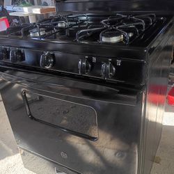 GE gas range stove !